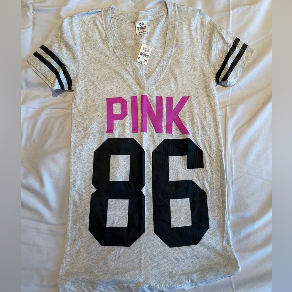 PINK Shirt 
White
Size Small
BNWT